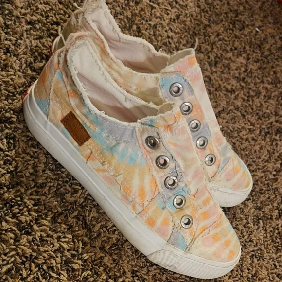 Blowfish Other - Girls Raised Blowfish Sneakers